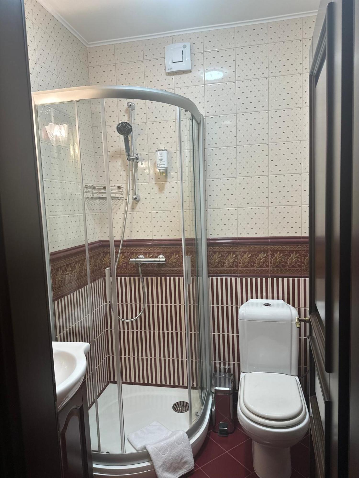לבוב Luxury Boutique Andreevskiy מראה חיצוני תמונה